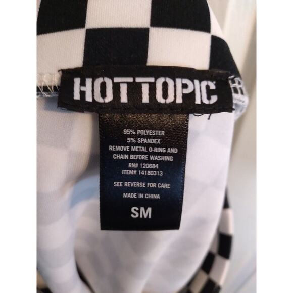 Hot Topic Mini Skirt Black White Silver Chain Accent Pleated Sz S - Picture 6 of 7